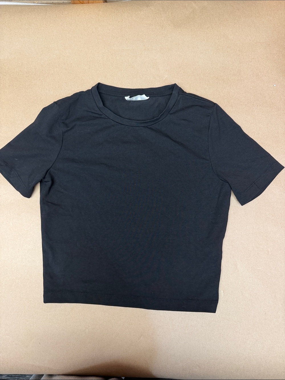 Zara Black Short Sleeve Cropped Tee - Classic Crewneck